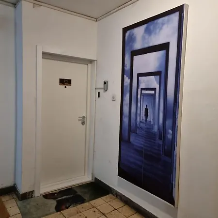 Magritte Business Grade Comfortable Apartment. Apartment *